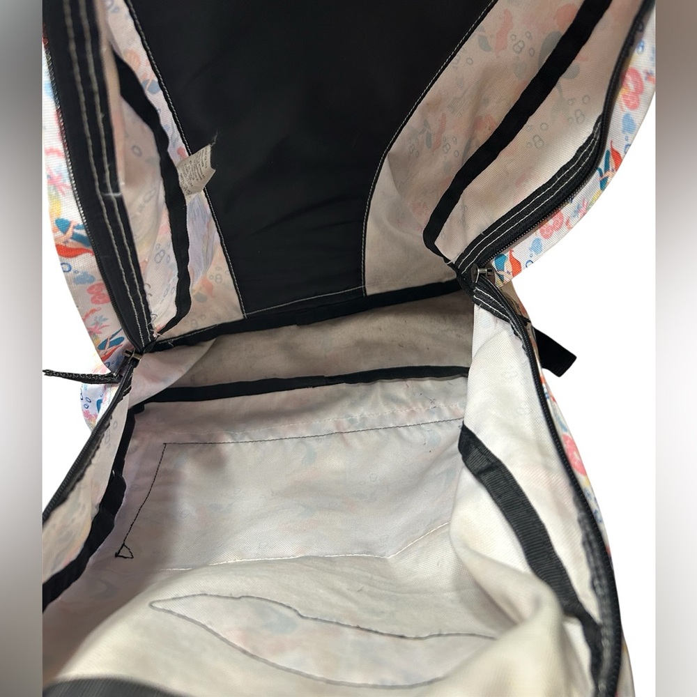 Vans Vintage Limited Edition Disney’s Little Mermaid Backpack - Picture 10 of 12